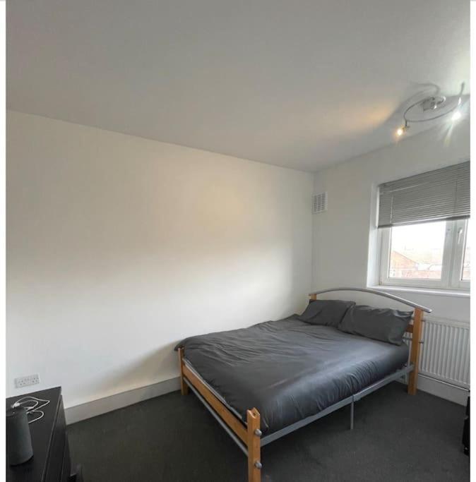 לונדון Private Guest Rooms In Tooting מראה חיצוני תמונה